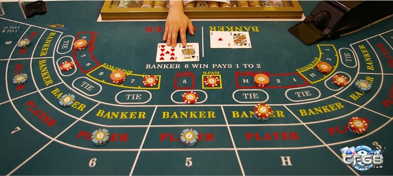 Luật rút lá thứ ba trong baccarat là anh em sẽ tự động rút dựa vào số điểm mà mình sở hữu
